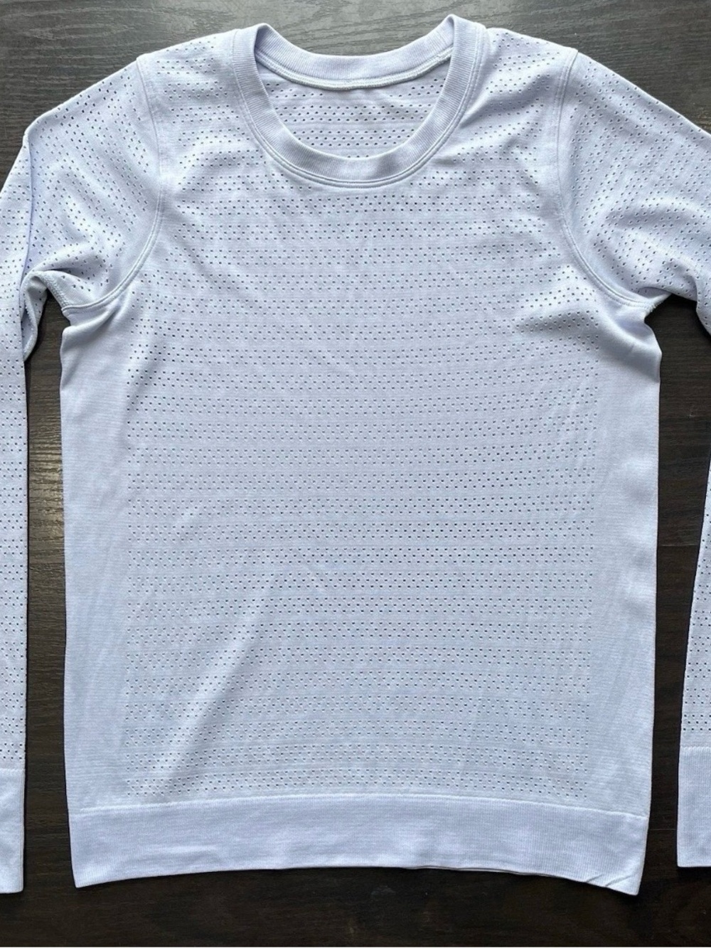 Womens Lululemon Breeze By Long Sleeve Perforated Top Vented Mesh Crewneck S-M